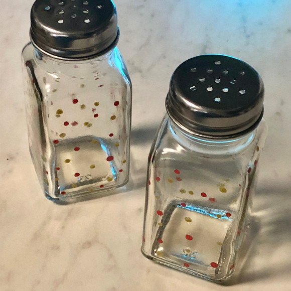 Novelty salt and pepper shakers red and gold dots all over handmade - Picture 4 of 5